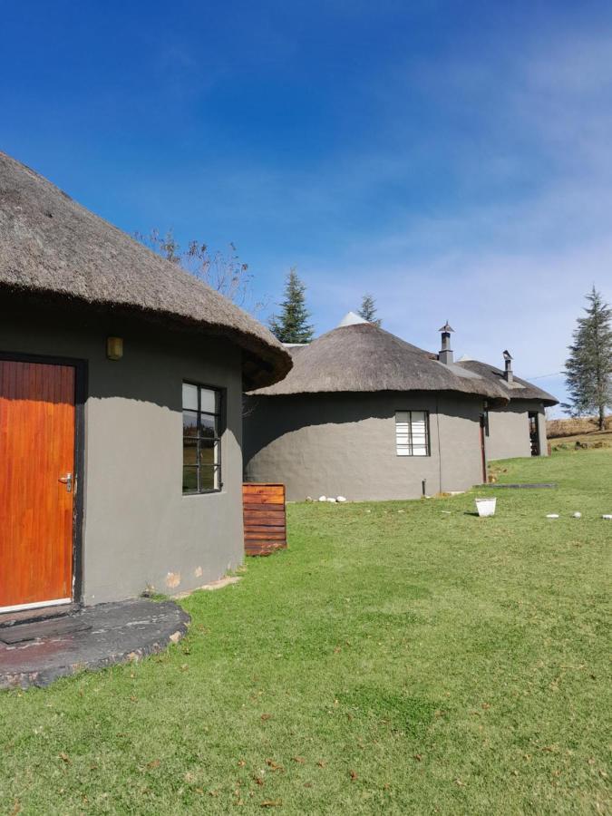 Khotso Lodge & Horse Trails Underberg Buitenkant foto